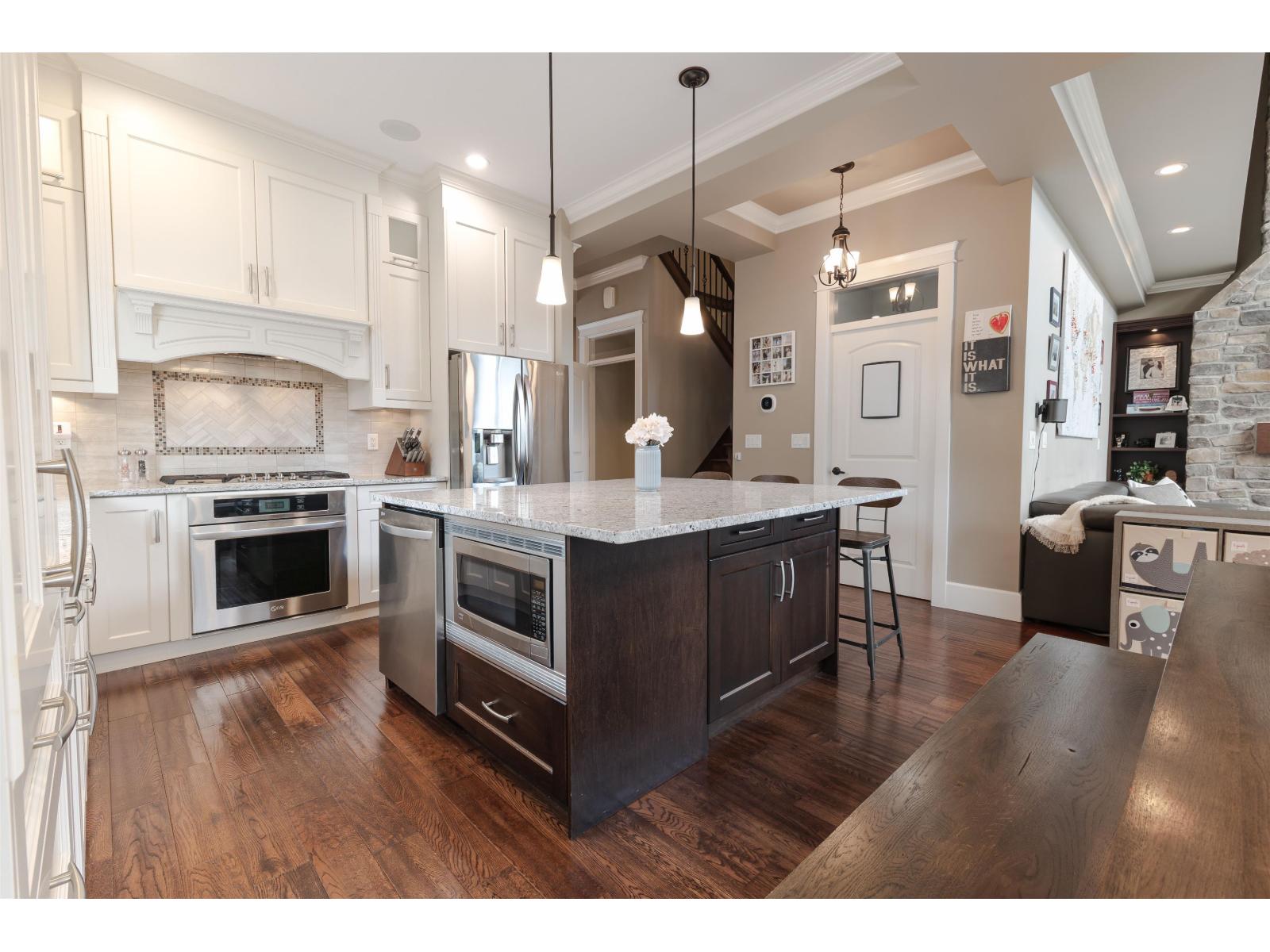 17145 3 Avenue, Surrey, British Columbia  V3Z 9P5 - Photo 11 - R3049823