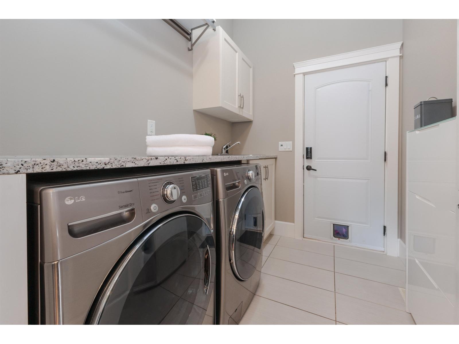 17145 3 Avenue, Surrey, British Columbia  V3Z 9P5 - Photo 19 - R3049823