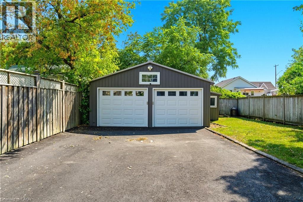 201 East 28th Street, Hamilton, Ontario  L8V 3H9 - Photo 23 - 40772278