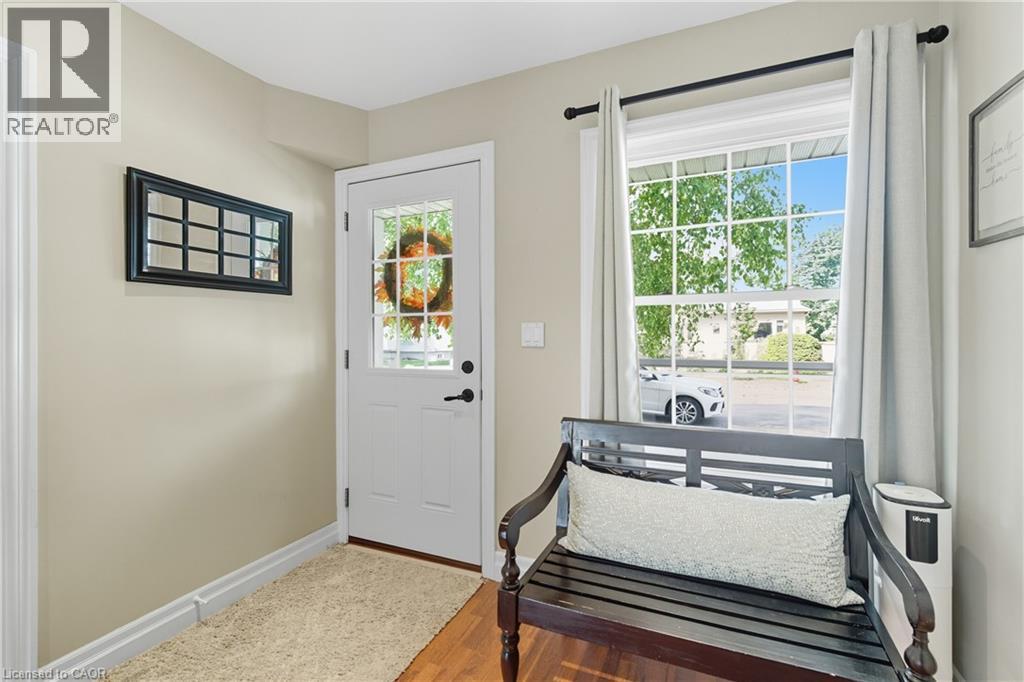 201 East 28th Street, Hamilton, Ontario  L8V 3H9 - Photo 3 - 40772278