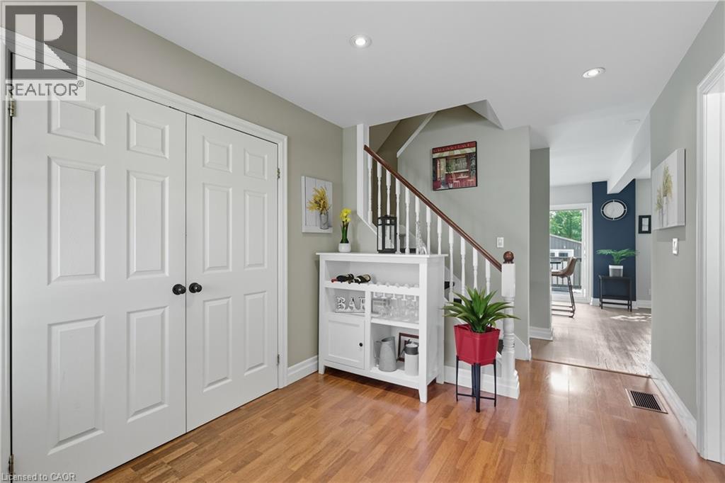 201 East 28th Street, Hamilton, Ontario  L8V 3H9 - Photo 4 - 40772278