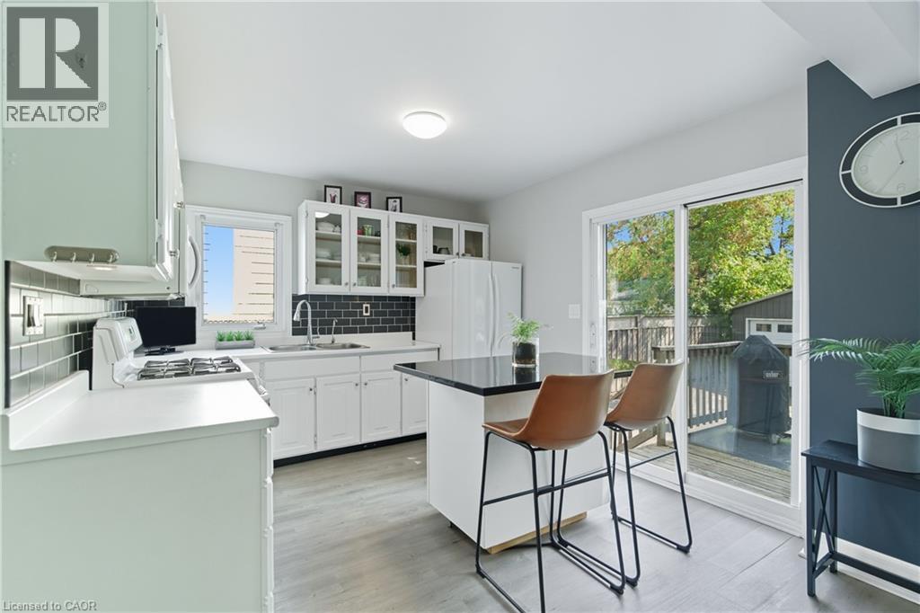201 East 28th Street, Hamilton, Ontario  L8V 3H9 - Photo 6 - 40772278