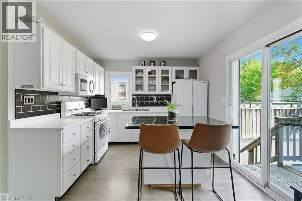 201 East 28th Street, Hamilton, Ontario  L8V 3H9 - Photo 7 - 40772278