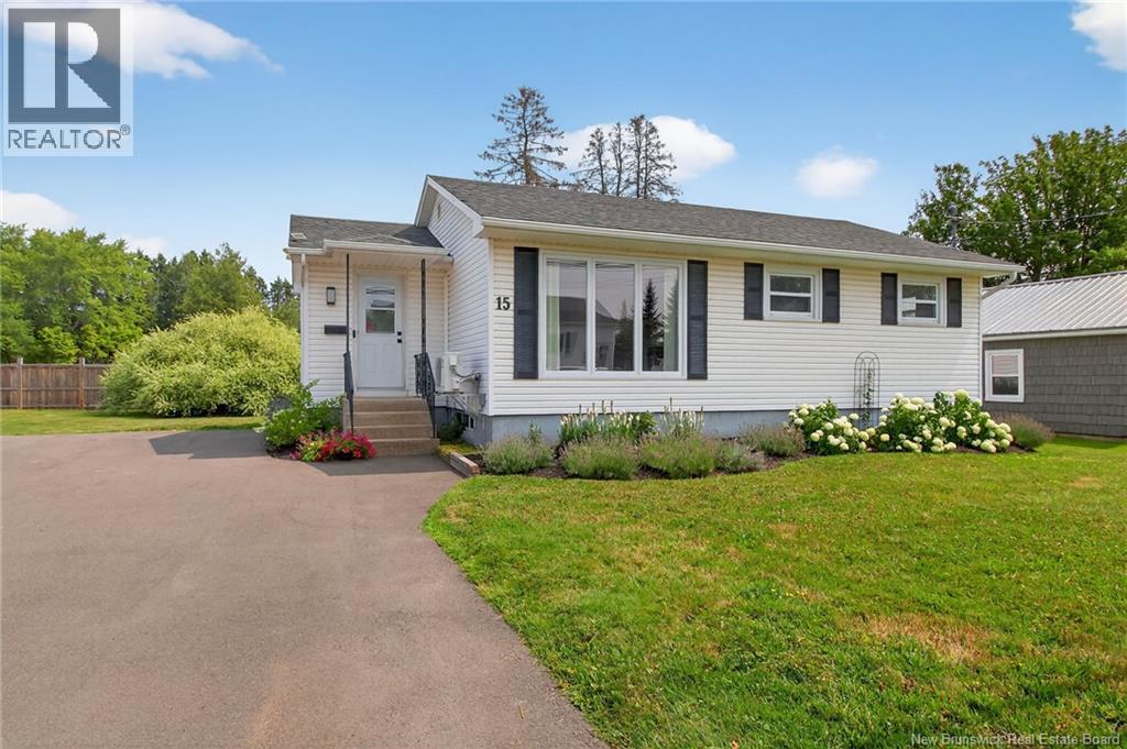 15 Milroth, Moncton, New Brunswick  E1A 4K9 - Photo 3 - NB126999