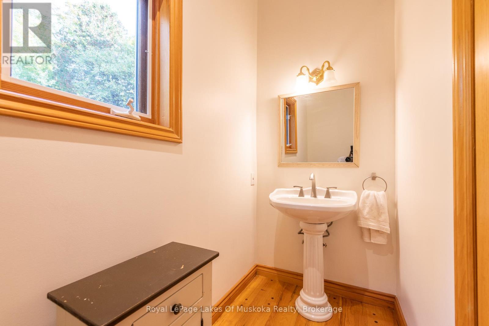 597 Echo Ridge Road, Kearney, Ontario  P0A 1M0 - Photo 13 - X12418938