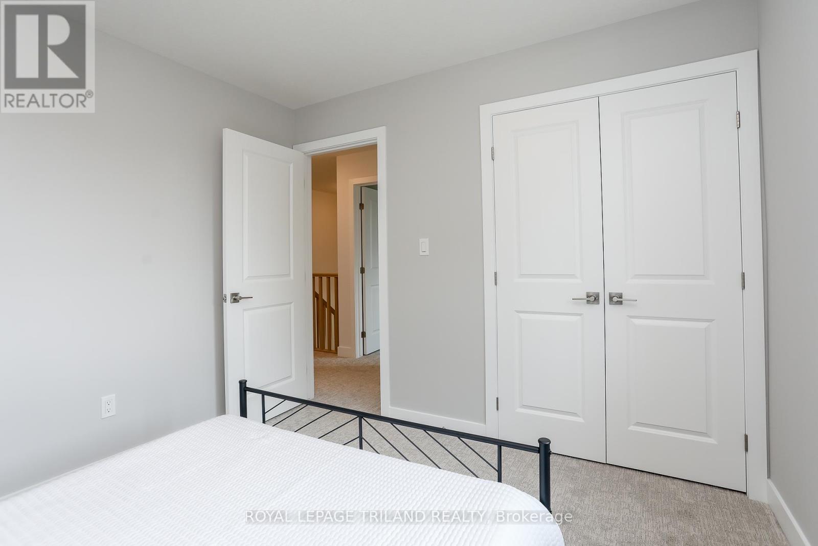 24 Harrow Lane, St. Thomas, Ontario  N5R 0P3 - Photo 26 - X12418915