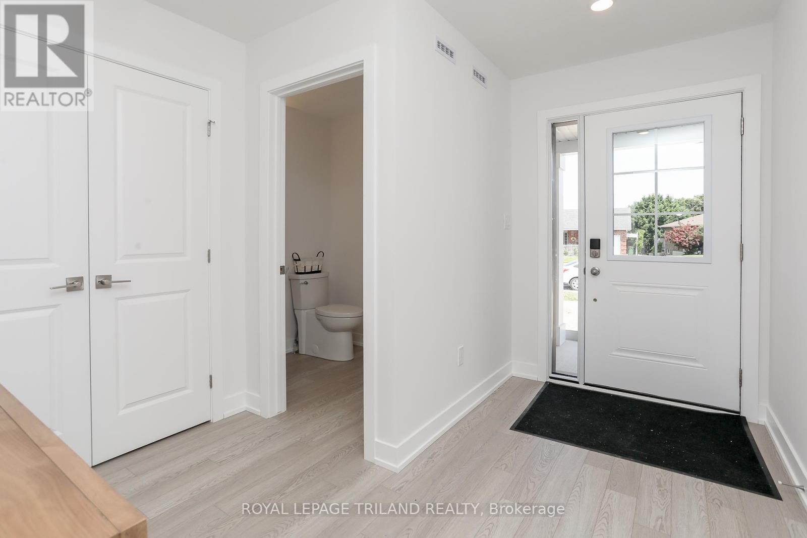 24 Harrow Lane, St. Thomas, Ontario  N5R 0P3 - Photo 36 - X12418915