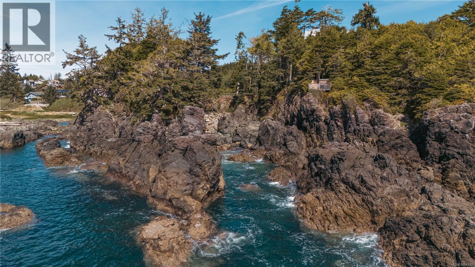 858 Barclay Pl, Ucluelet, British Columbia
