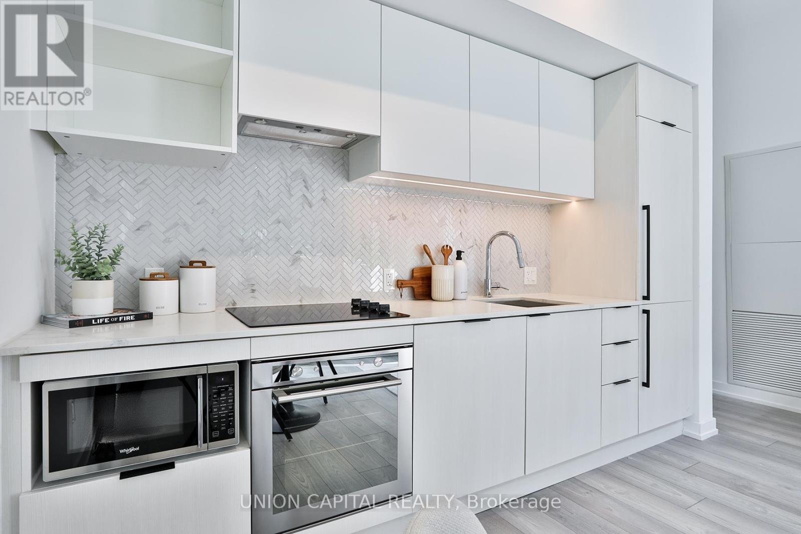 501 - 82 Dalhousie Street, Toronto, Ontario  M5B 0C5 - Photo 13 - C12418764