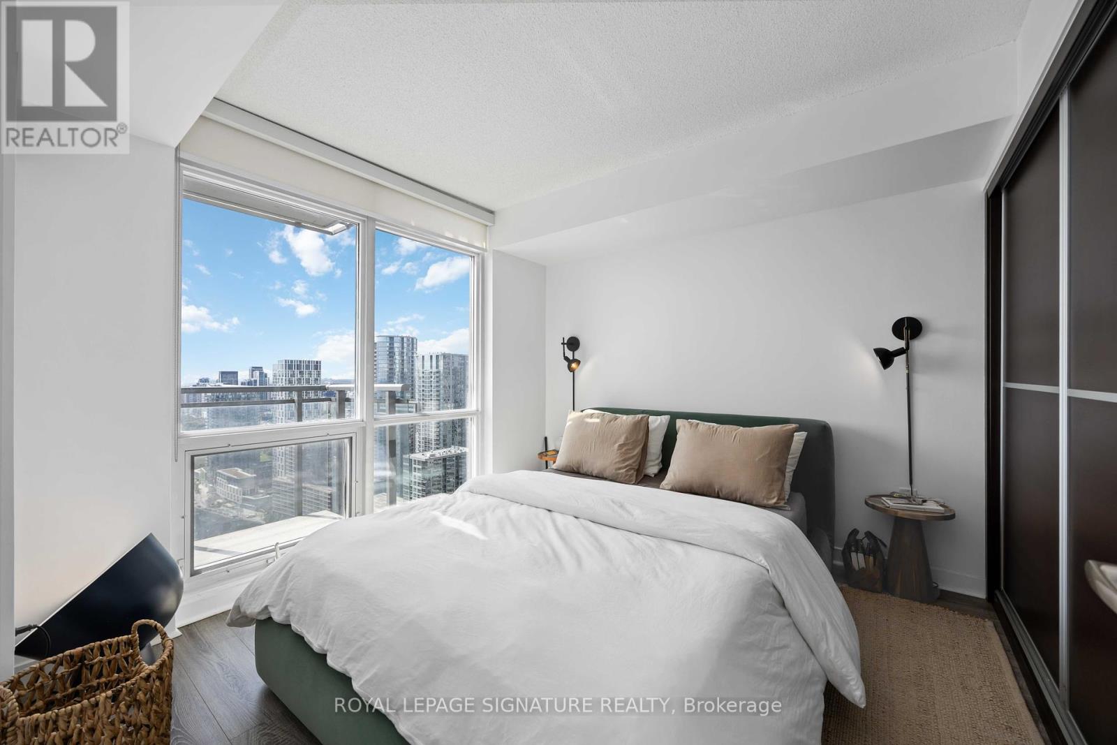 4502 - 11 Brunel Court, Toronto, Ontario  M5V 3Y3 - Photo 7 - C12418774
