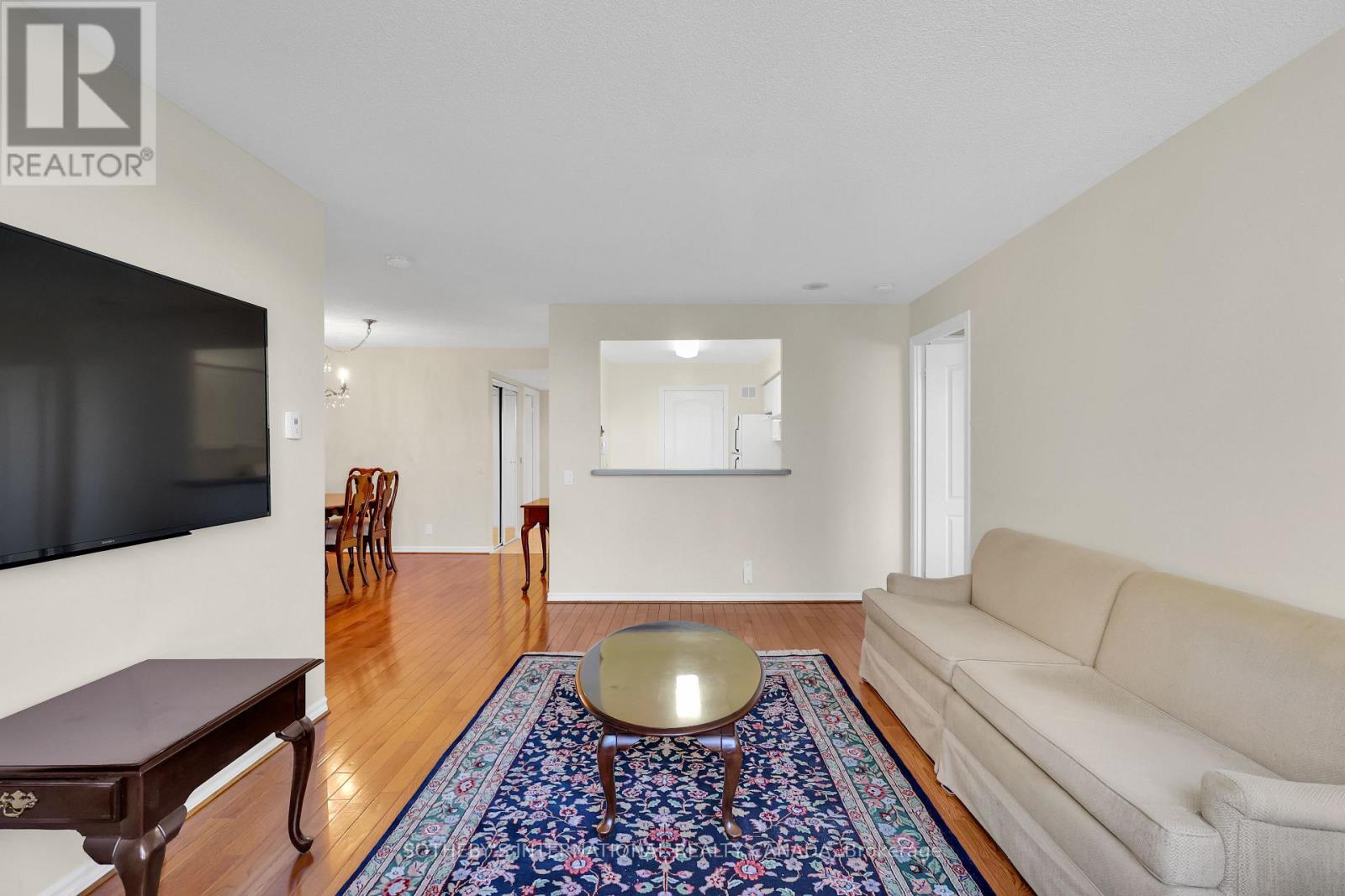 610 - 265 Ridley Boulevard, Toronto, Ontario  M5M 4N8 - Photo 10 - C12418814