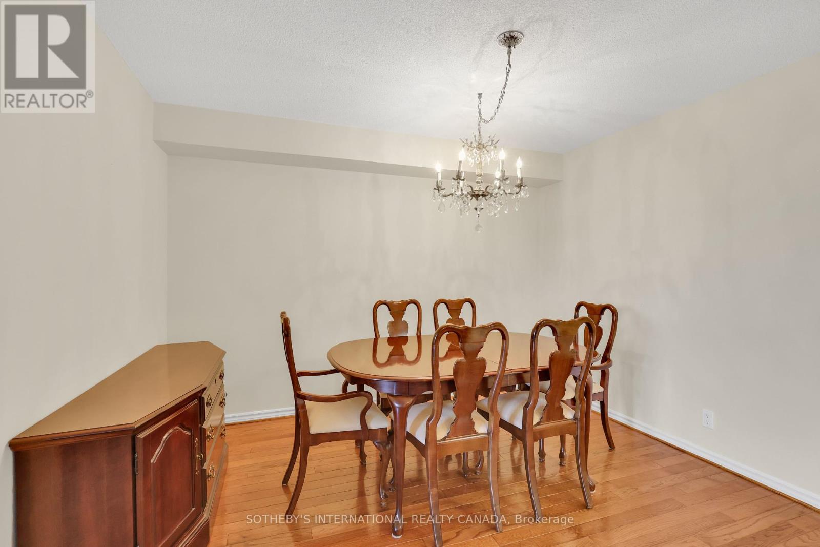 610 - 265 Ridley Boulevard, Toronto, Ontario  M5M 4N8 - Photo 5 - C12418814