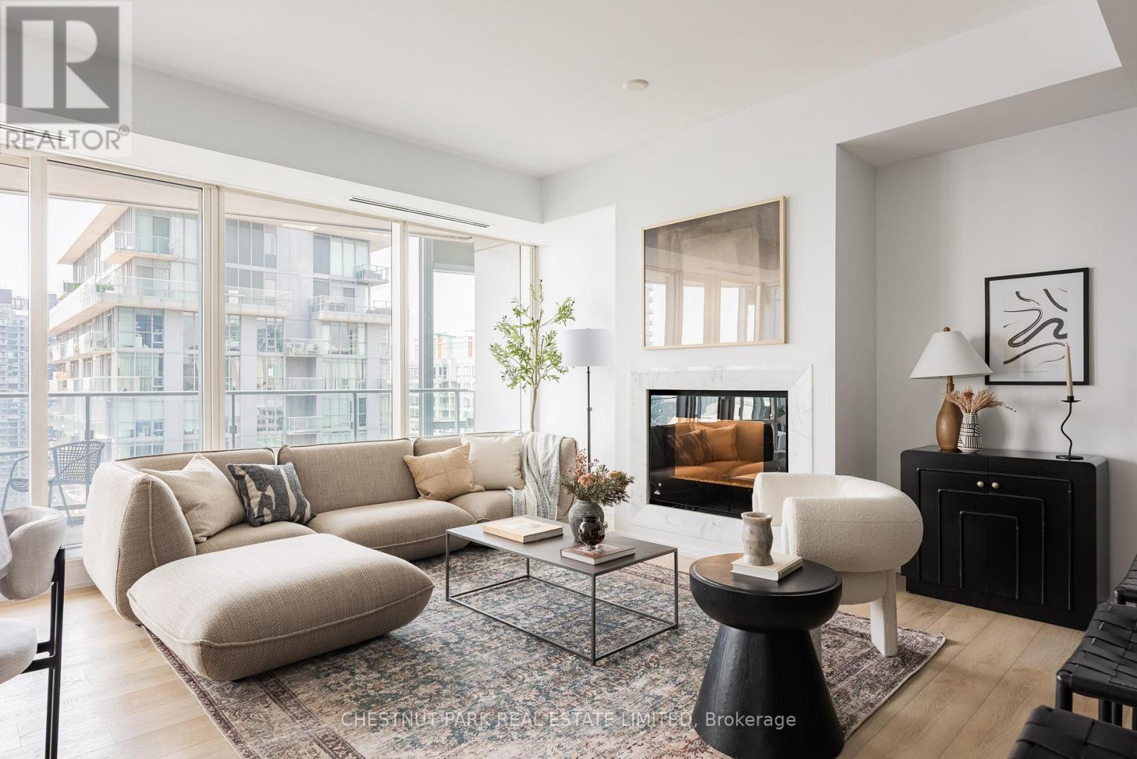 3203 - 180 University Avenue, Toronto, Ontario  M5H 0A2 - Photo 5 - C12418866