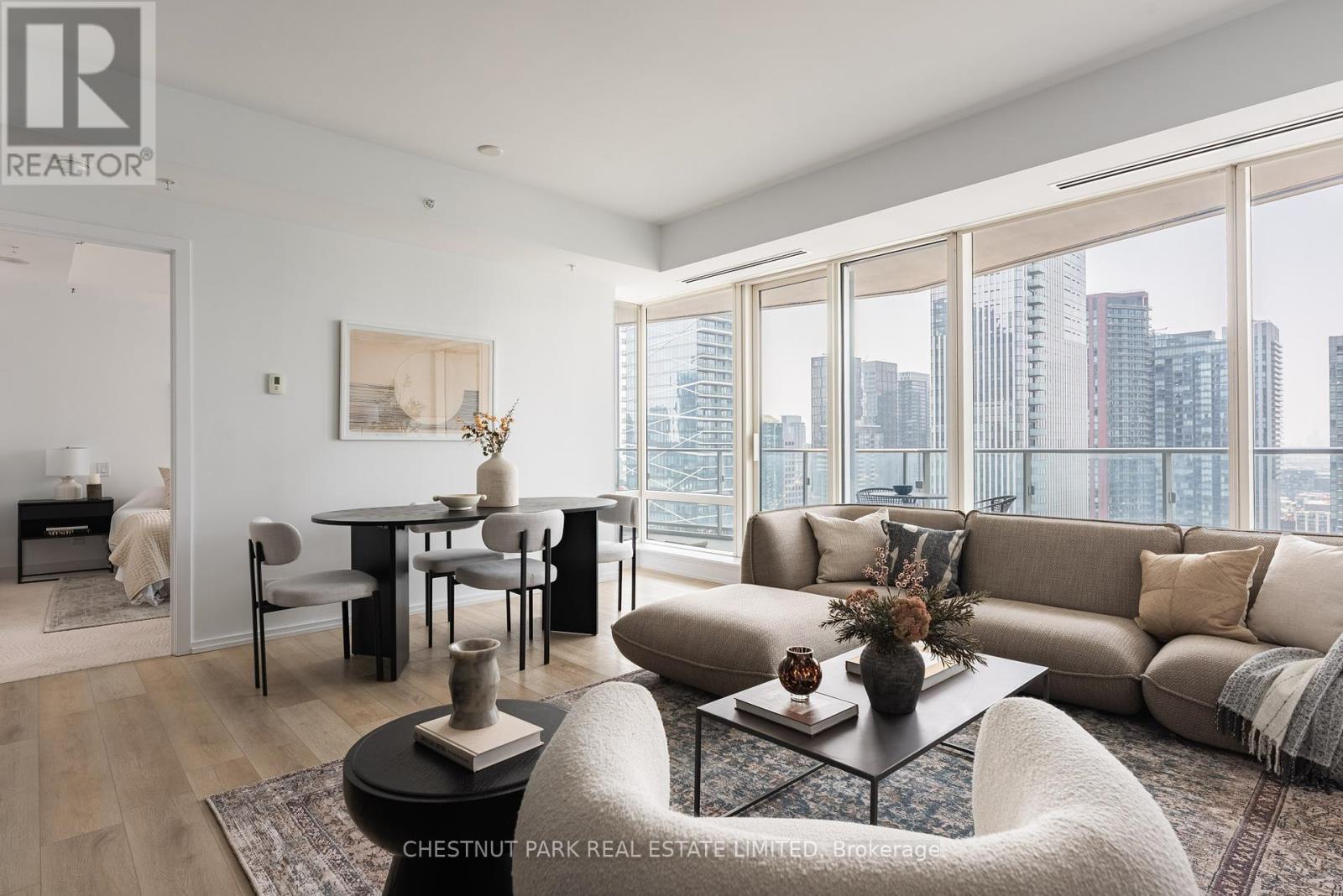 3203 - 180 University Avenue, Toronto, Ontario  M5H 0A2 - Photo 8 - C12418866