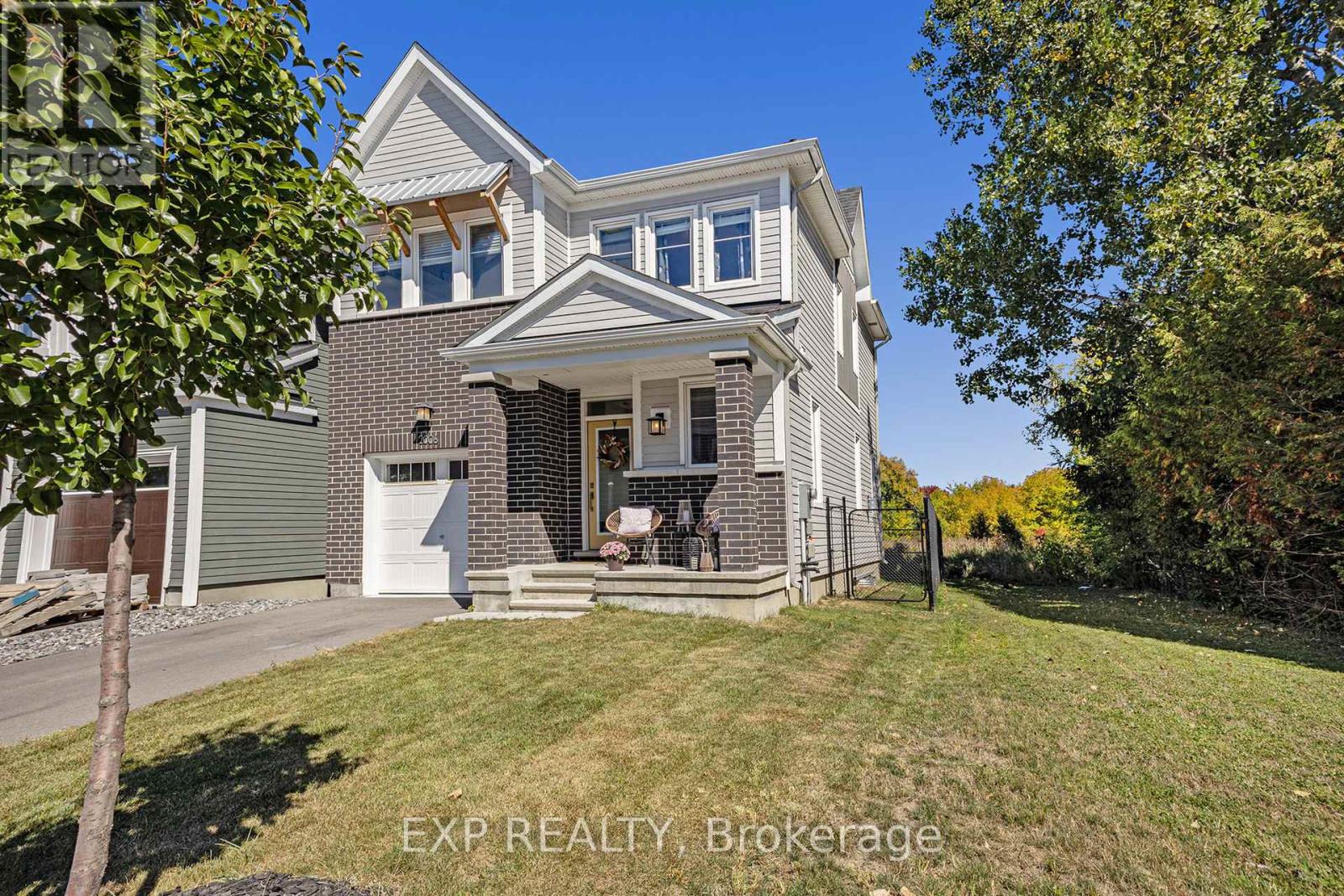 2006 Postilion Street, Ottawa, Ontario  K0A 2Z0 - Photo 2 - X12418919