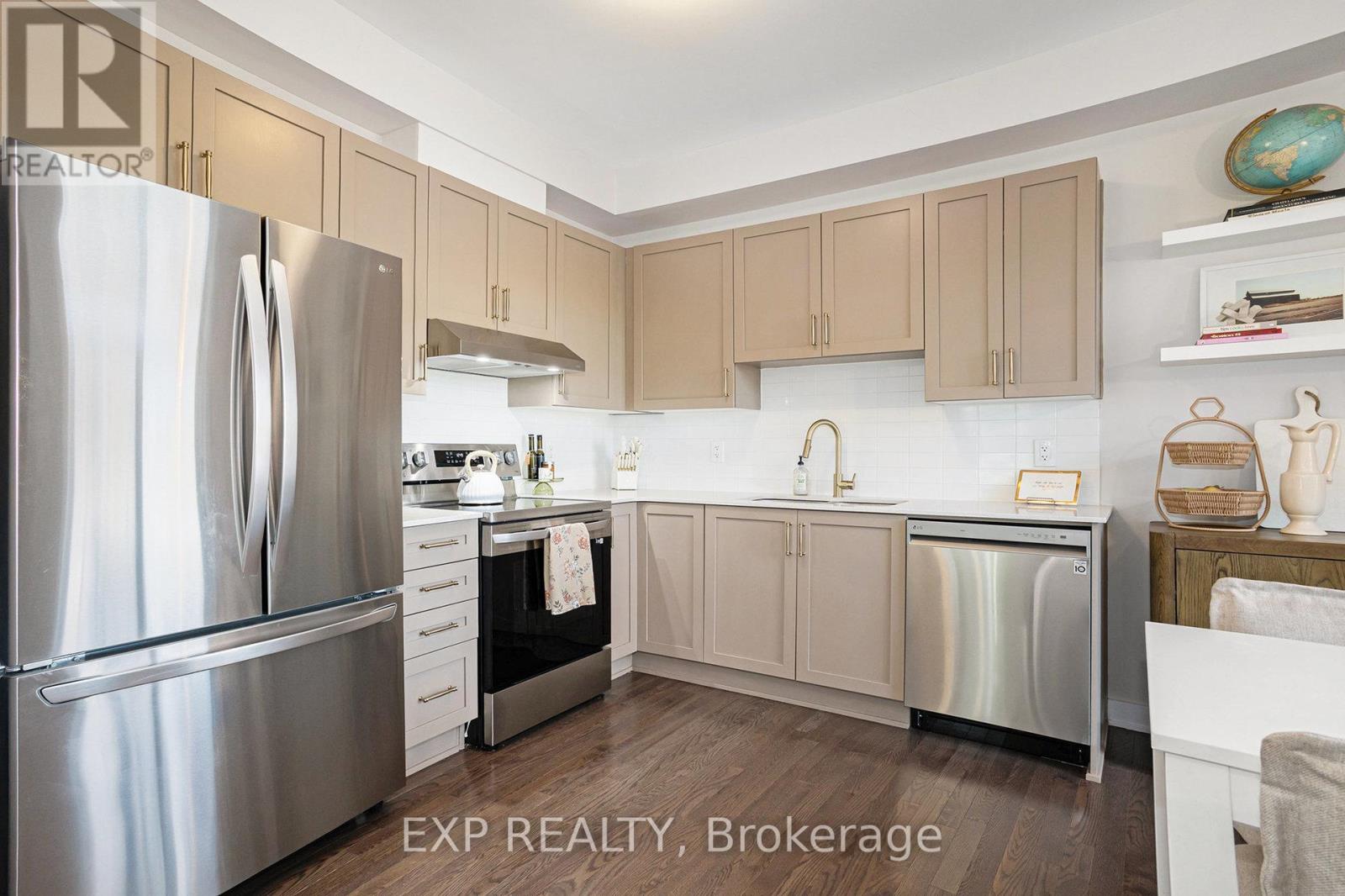 2006 Postilion Street, Ottawa, Ontario  K0A 2Z0 - Photo 8 - X12418919