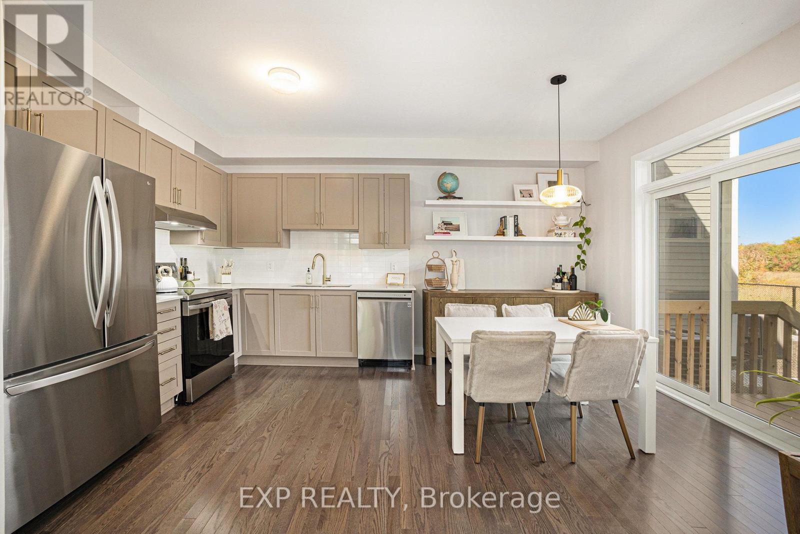 2006 Postilion Street, Ottawa, Ontario  K0A 2Z0 - Photo 9 - X12418919