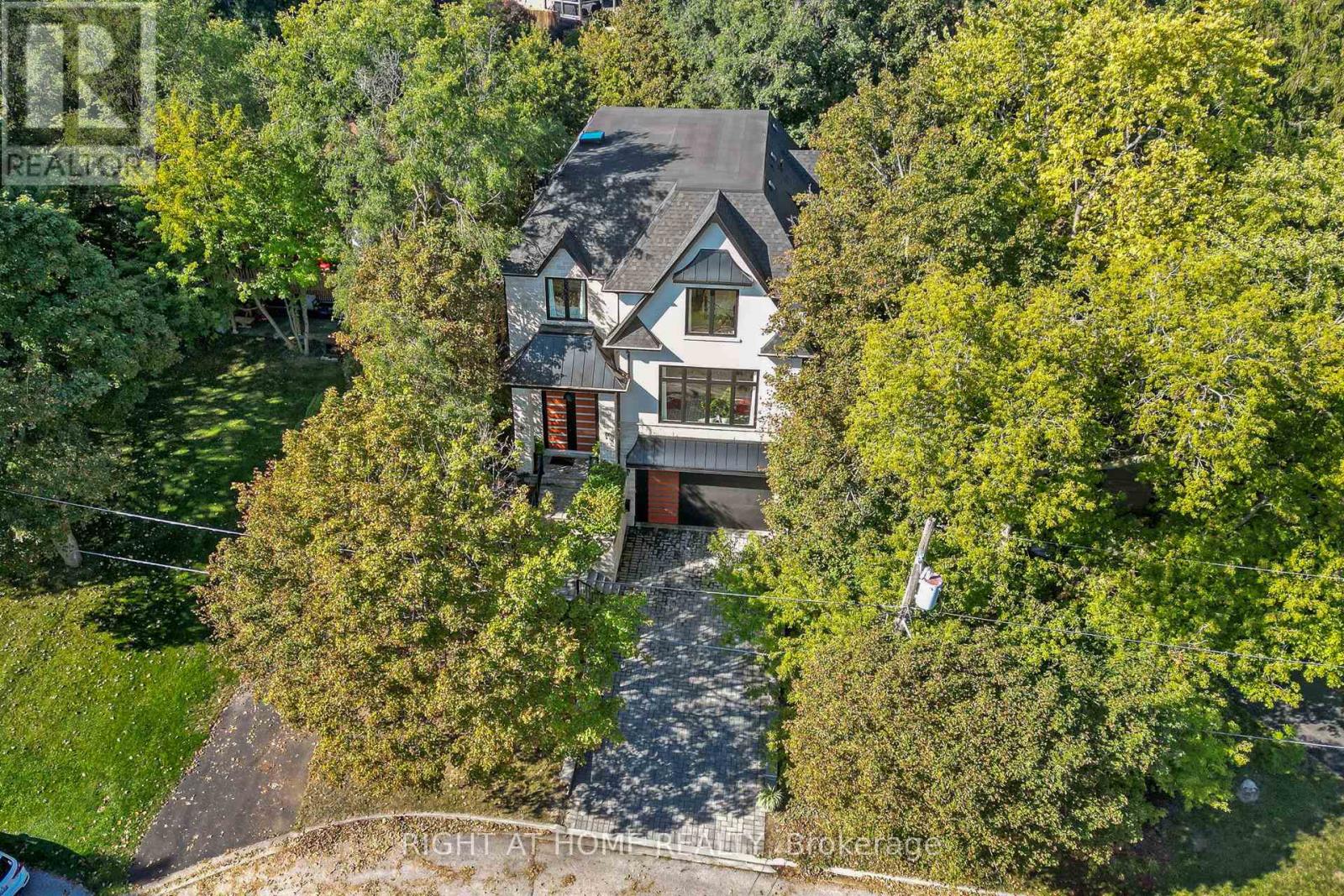 700 Hillcrest Road, Pickering, Ontario  L1W 2P1 - Photo 2 - E12418734