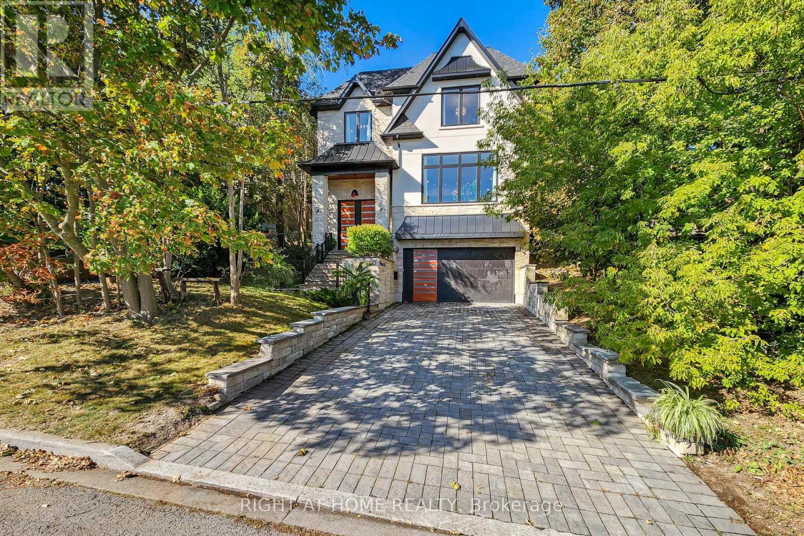 700 Hillcrest Road, Pickering, Ontario  L1W 2P1 - Photo 3 - E12418734