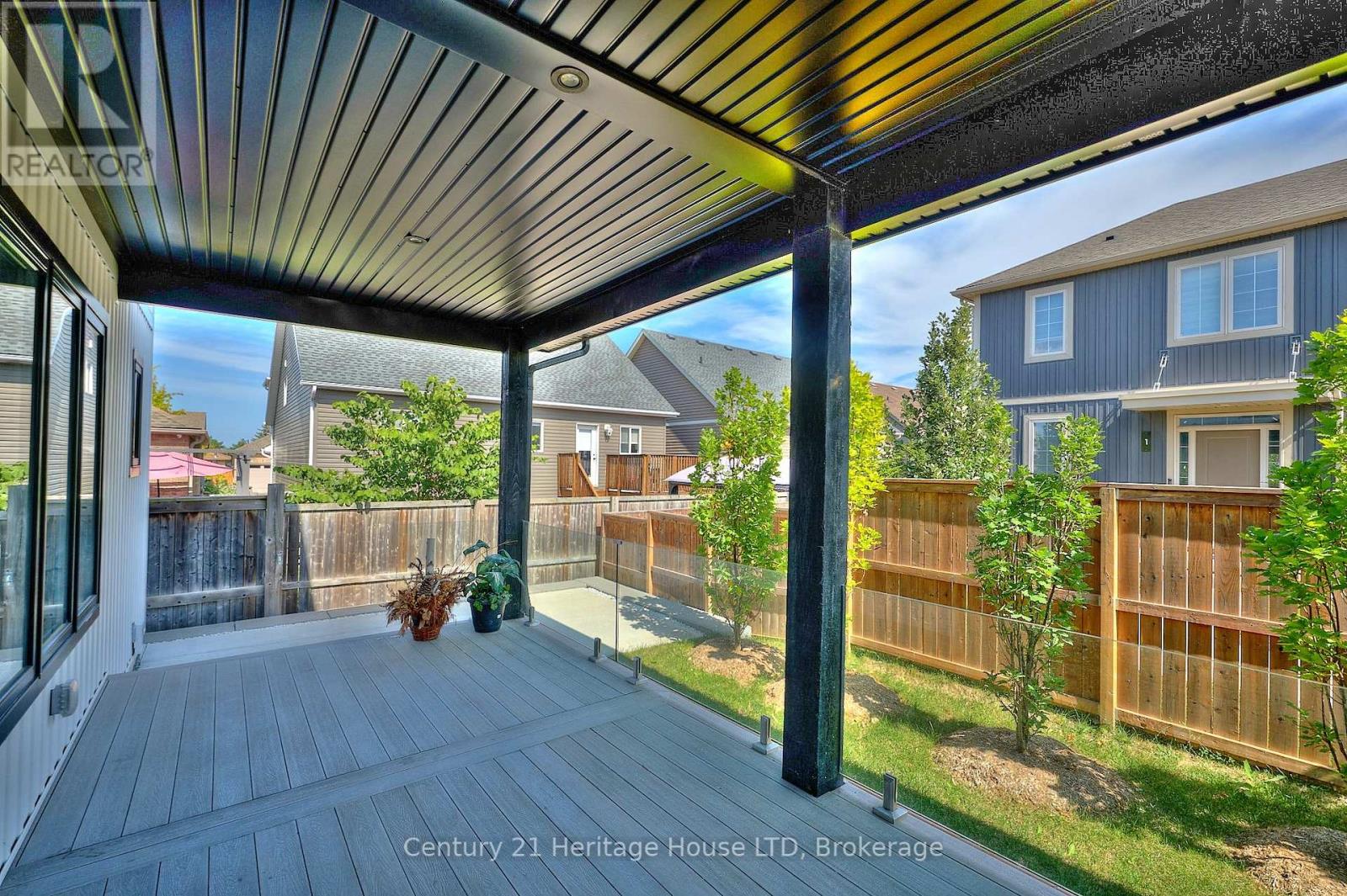 16 Corbin Street, St. Catharines, Ontario  L2P 0E8 - Photo 33 - X12418885