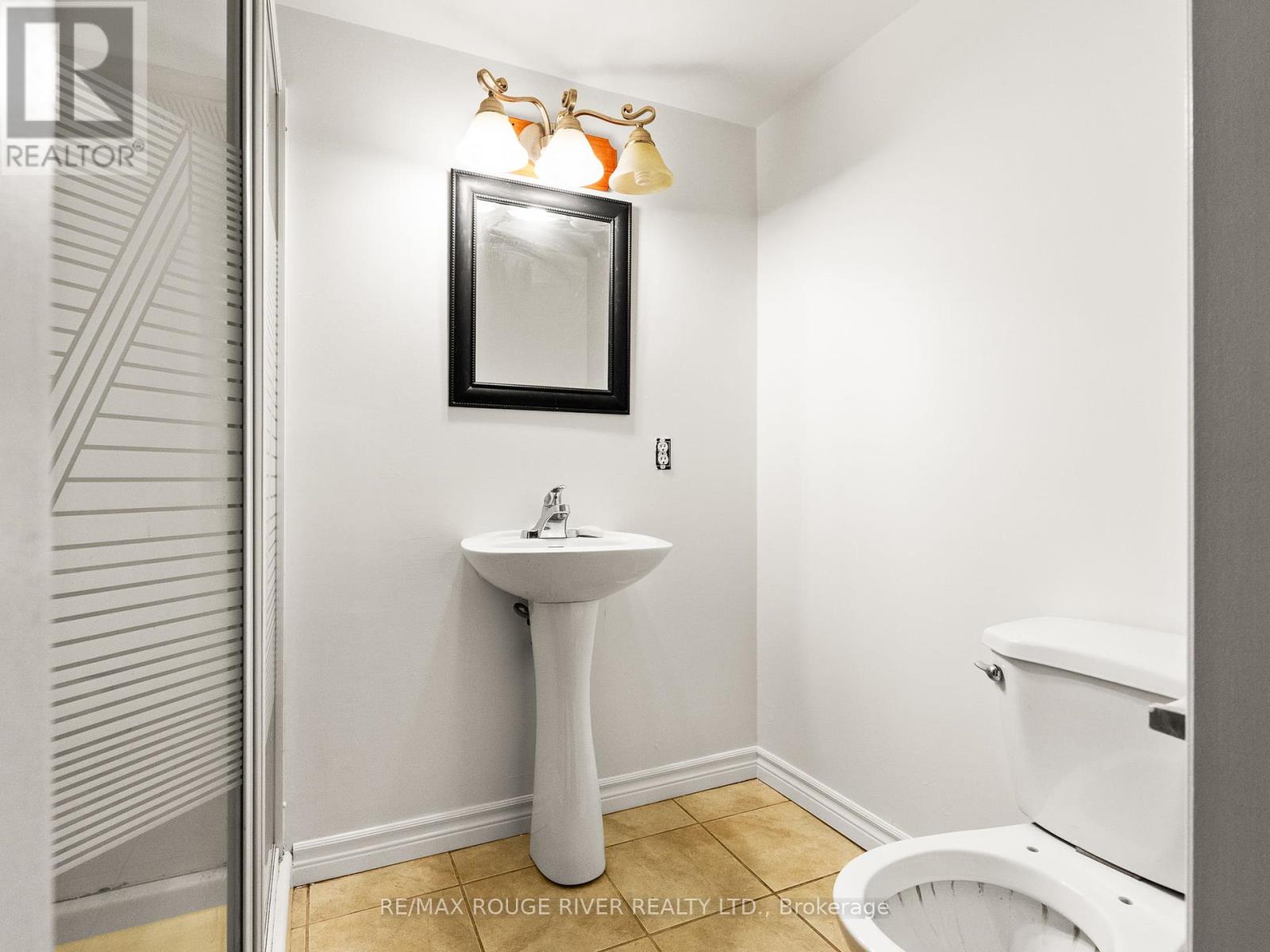 815 Westwood Drive, Cobourg, Ontario  K9A 4W1 - Photo 31 - X12396659