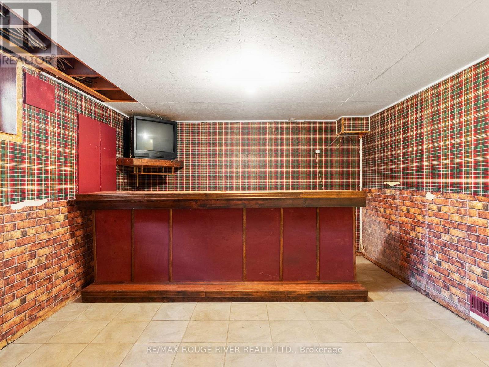 815 Westwood Drive, Cobourg, Ontario  K9A 4W1 - Photo 32 - X12396659