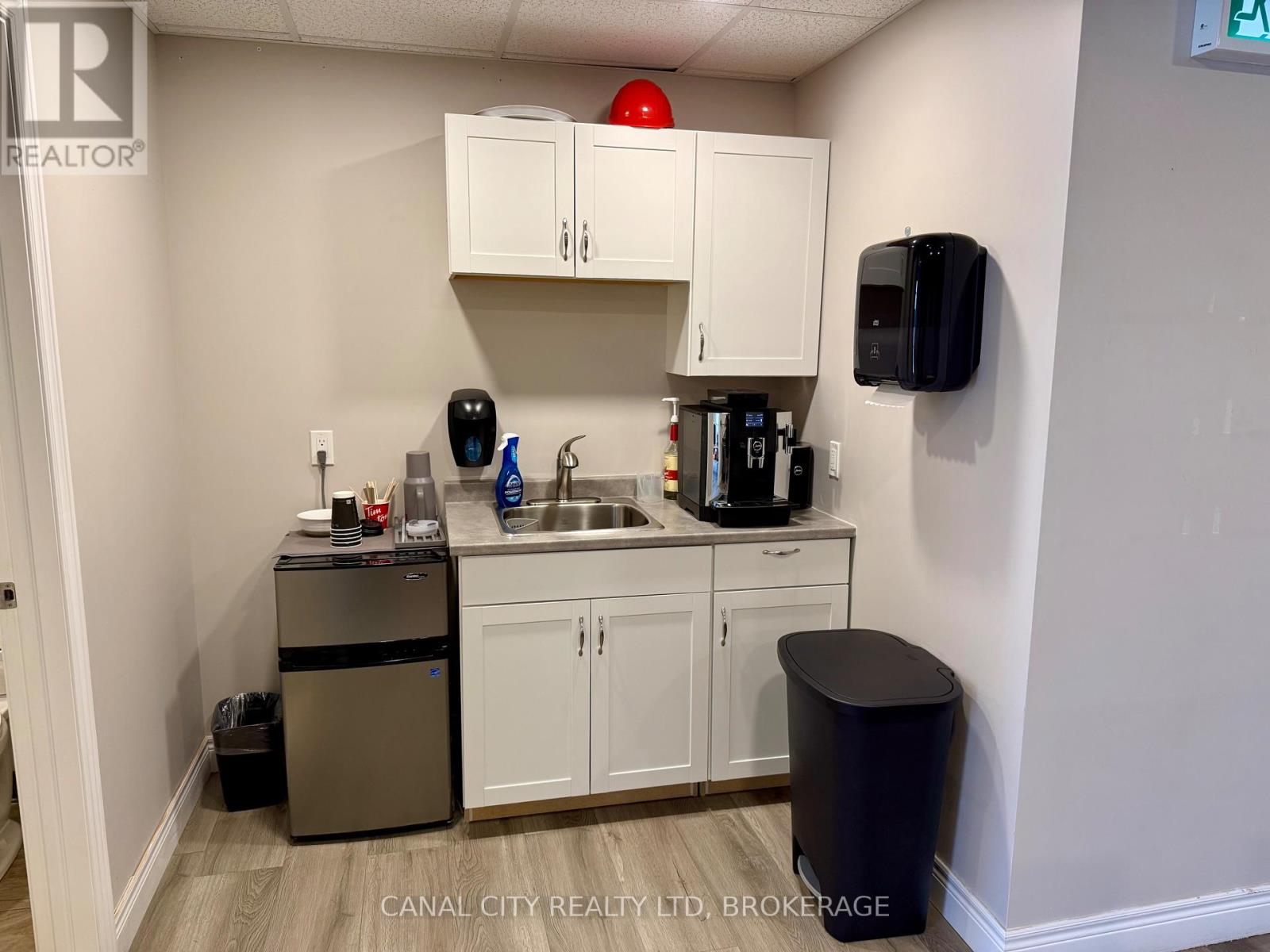 106 - 10 Albert Street E, Thorold, Ontario  L2V 2E9 - Photo 6 - X12340127