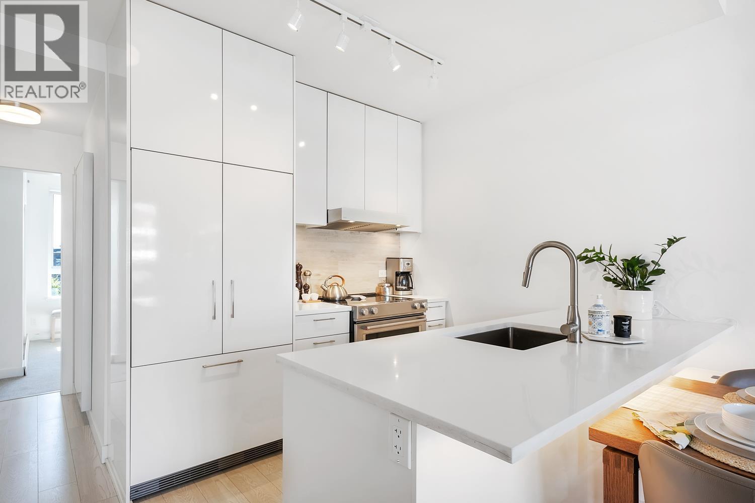 410 711 W 14th Street, North Vancouver, British Columbia  V7M 3E8 - Photo 13 - R3050388