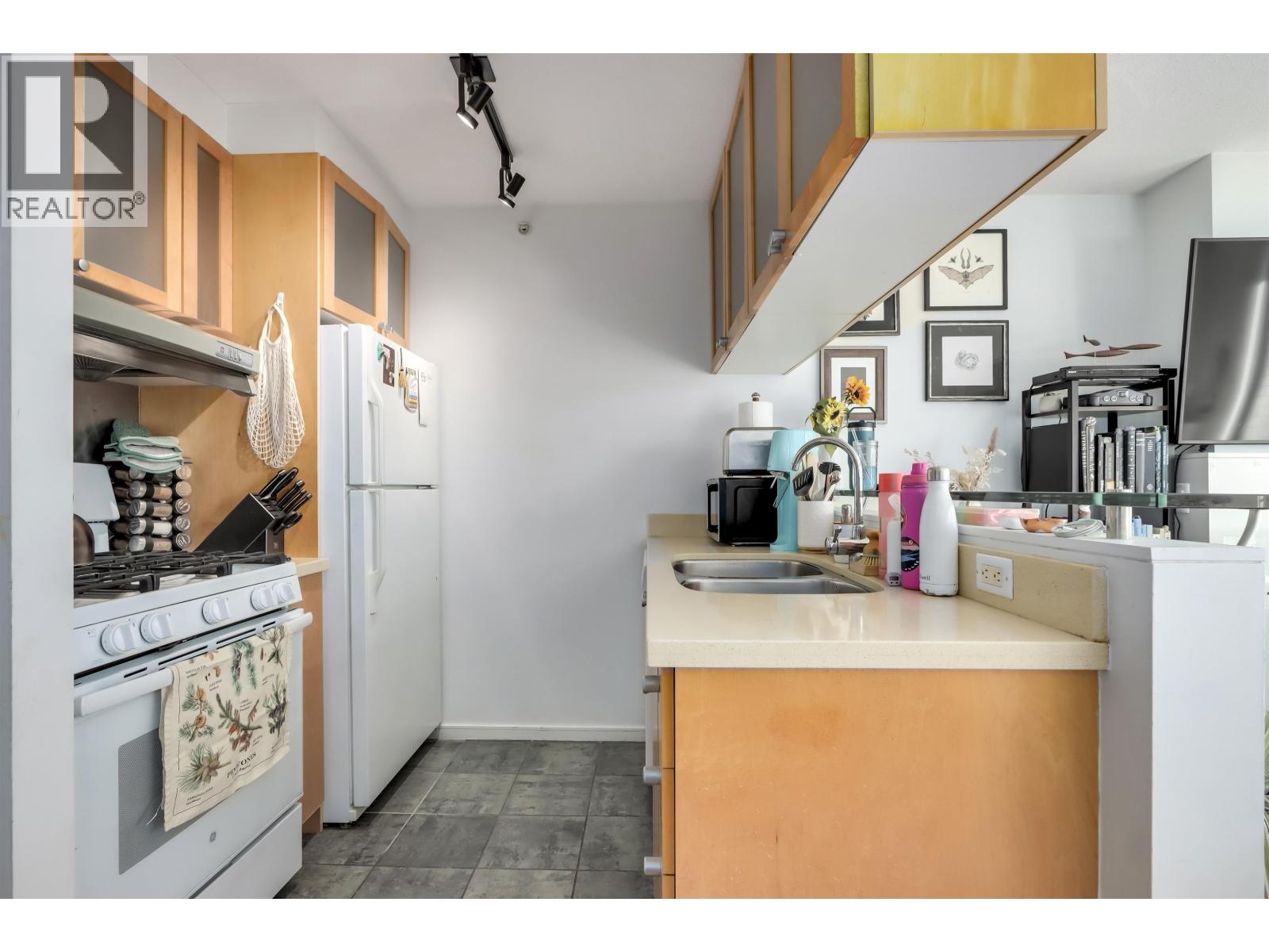 1406 1003 Burnaby Street, Vancouver, British Columbia  V6E 4R7 - Photo 17 - R3050400