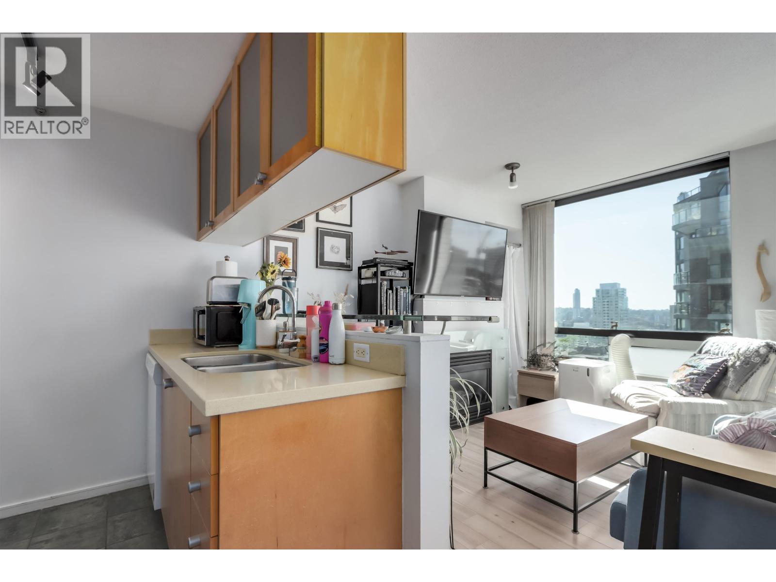 1406 1003 Burnaby Street, Vancouver, British Columbia  V6E 4R7 - Photo 4 - R3050400