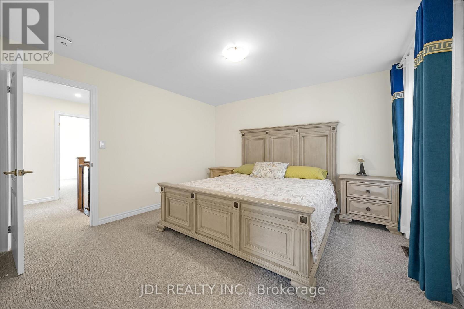12 Prunella Crescent, East Gwillimbury, Ontario  L9N 0S7 - Photo 39 - N12418800