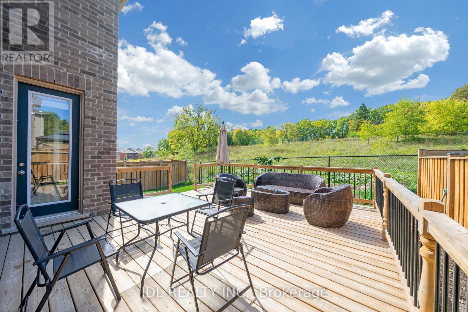 12 Prunella Crescent, East Gwillimbury, Ontario  L9N 0S7 - Photo 43 - N12418800