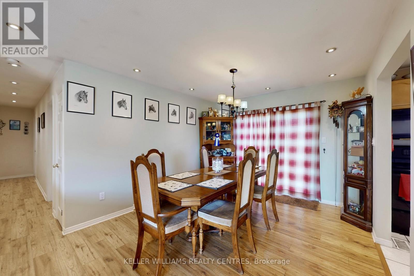 6268 Frog Street, Georgina, Ontario  L0E 1N0 - Photo 12 - N12418802