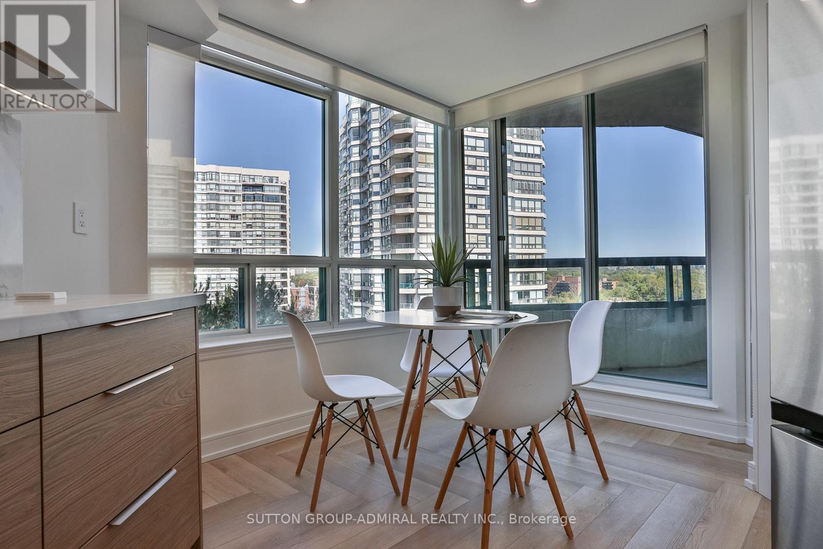 610 - 7250 Yonge Street, Vaughan, Ontario  L4J 7X1 - Photo 13 - N12418817