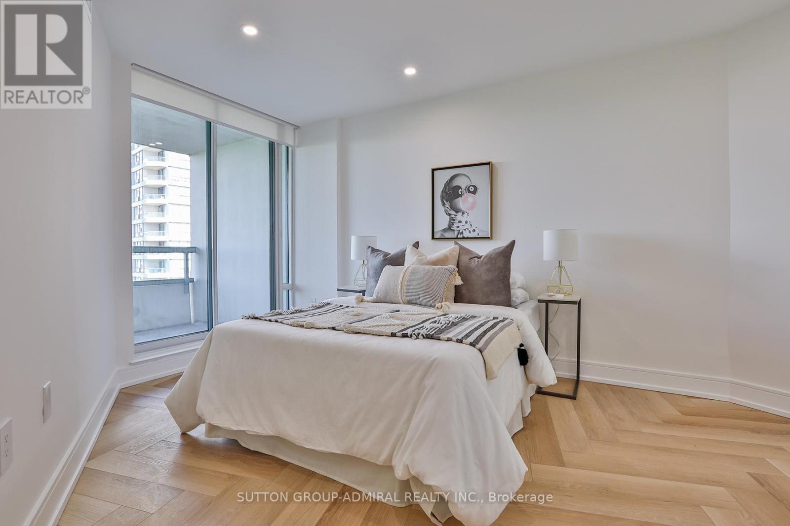 610 - 7250 Yonge Street, Vaughan, Ontario  L4J 7X1 - Photo 22 - N12418817