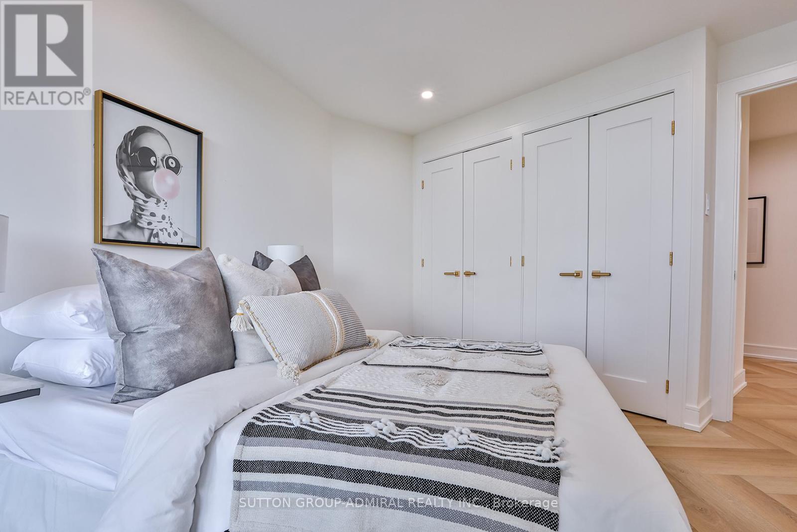 610 - 7250 Yonge Street, Vaughan, Ontario  L4J 7X1 - Photo 23 - N12418817