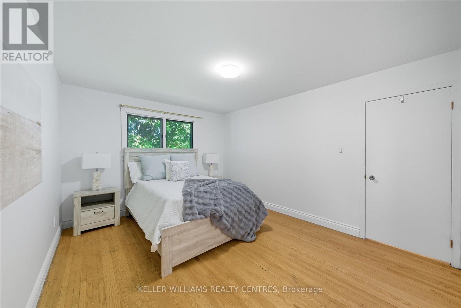 655 Park Court, Newmarket, Ontario  L3Y 3N5 - Photo 25 - N12418864