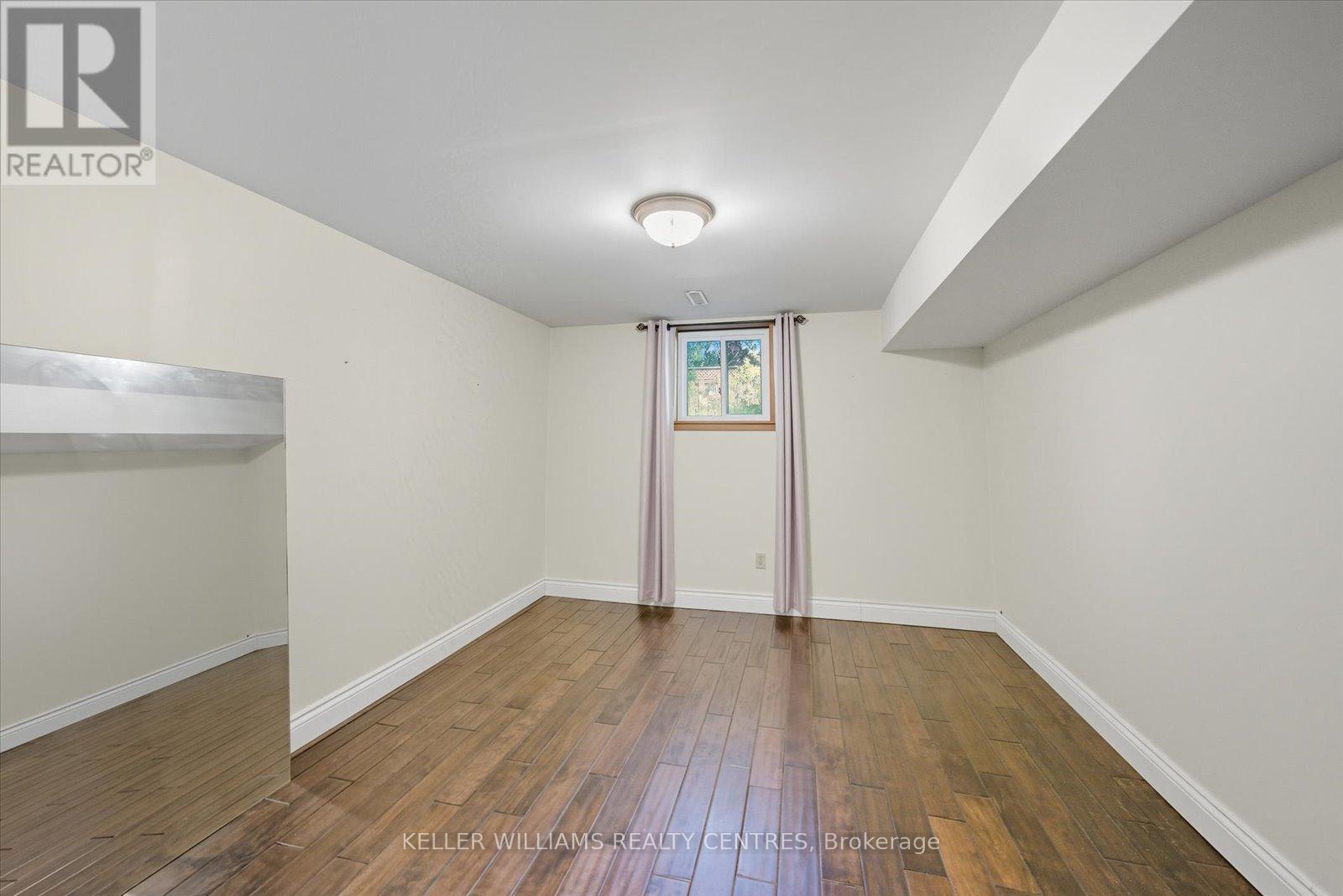 655 Park Court, Newmarket, Ontario  L3Y 3N5 - Photo 35 - N12418864