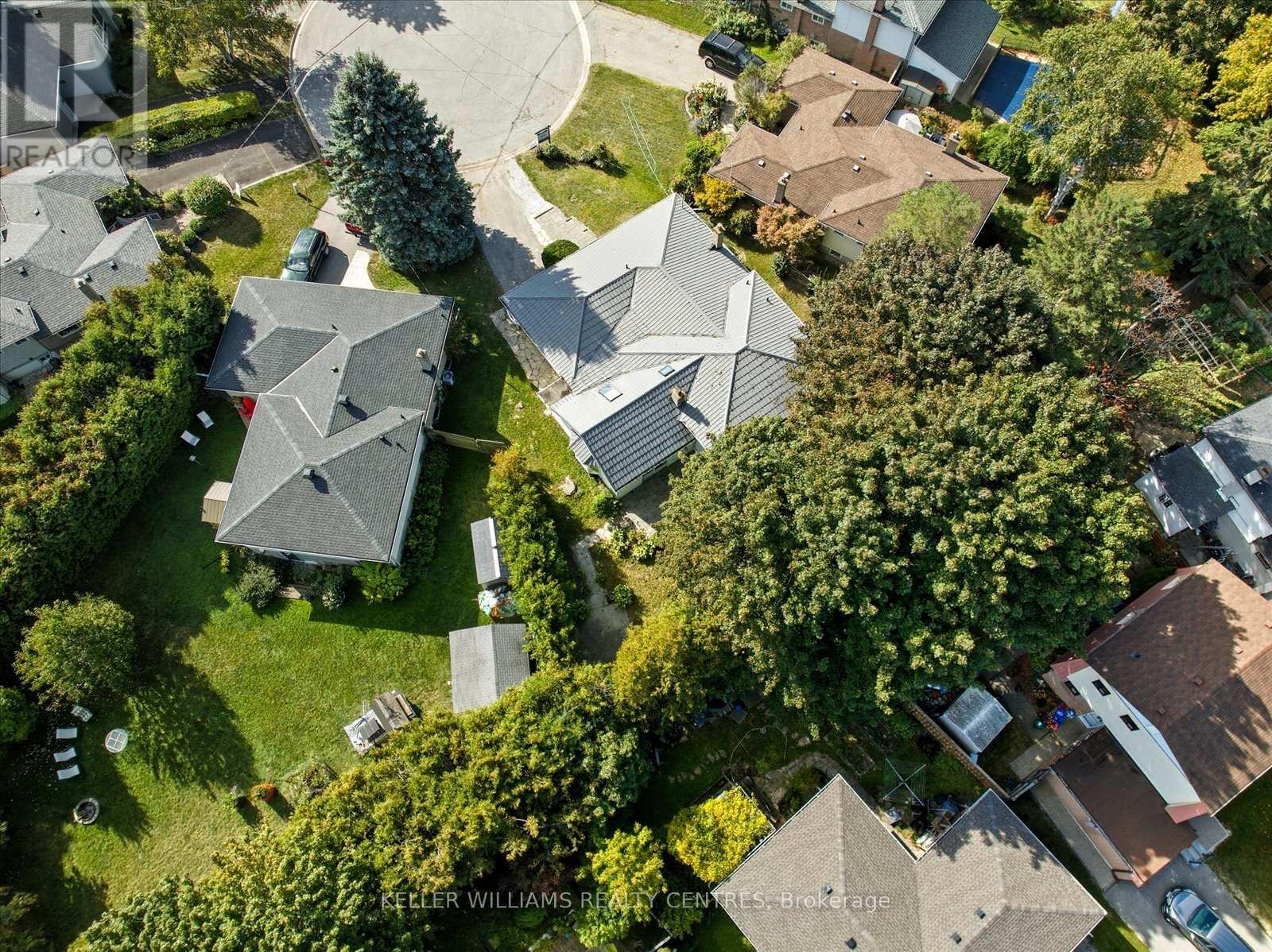 655 Park Court, Newmarket, Ontario  L3Y 3N5 - Photo 43 - N12418864