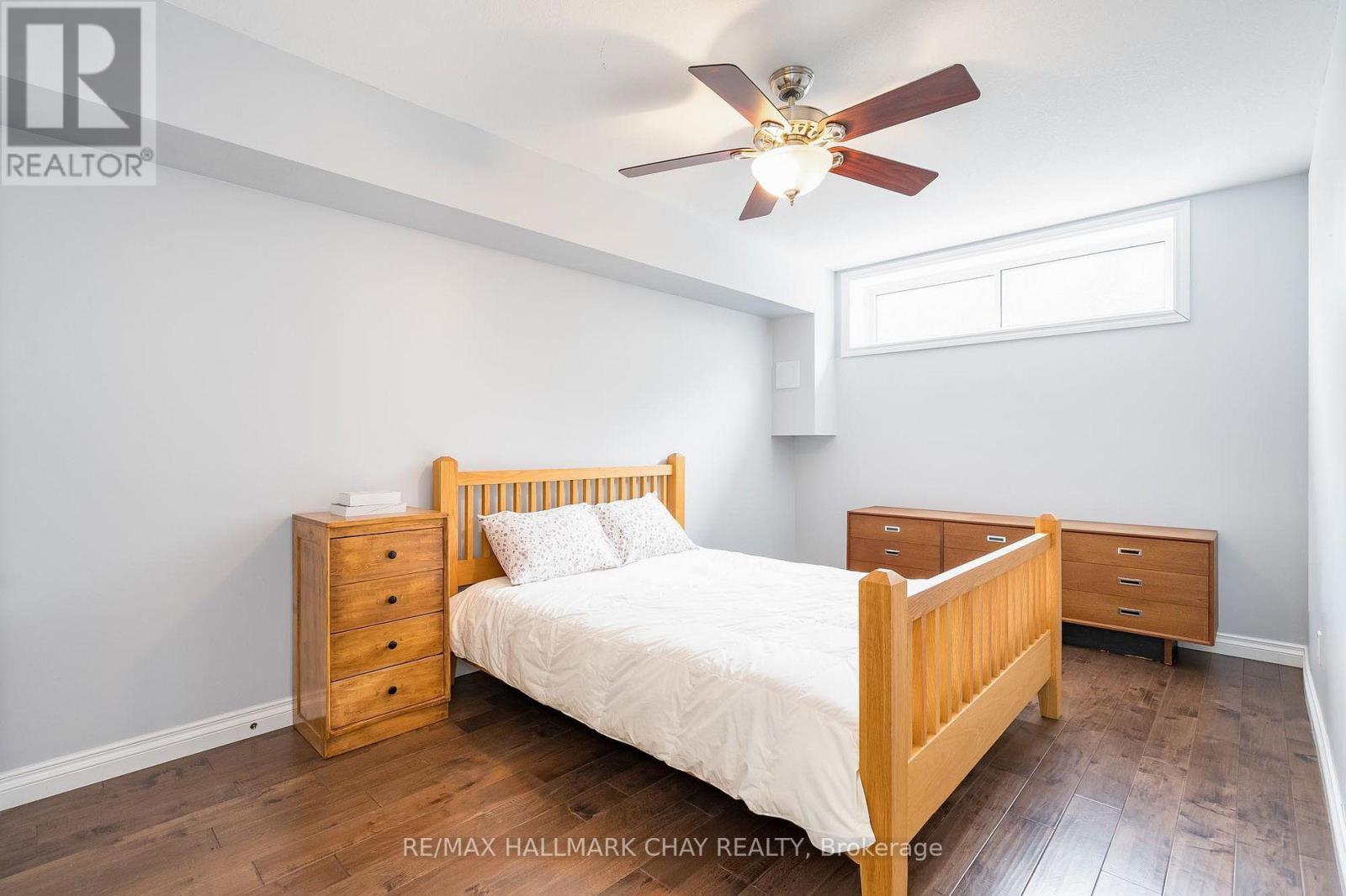 Lower - 34 Paddy Dunn's Circle, Barrie, Ontario  L9X 0T1 - Photo 6 - S12418719