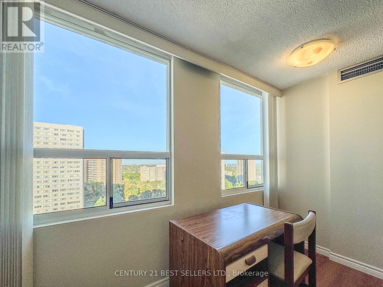 1803 - 3650 Kaneff Crescent, Mississauga, Ontario  L5A 4A1 - Photo 21 - W12416499