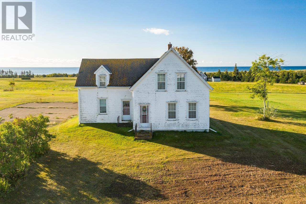 3076 East Point Road, Kingsboro, Prince Edward Island  C0A 2B0 - Photo 1 - 202517228