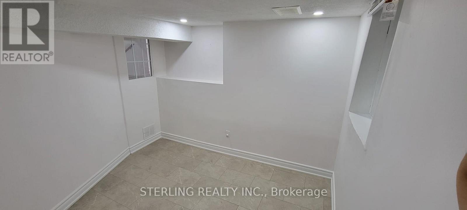 21 Foxacre Row, Brampton, Ontario  L6V 3V7 - Photo 24 - W12418711