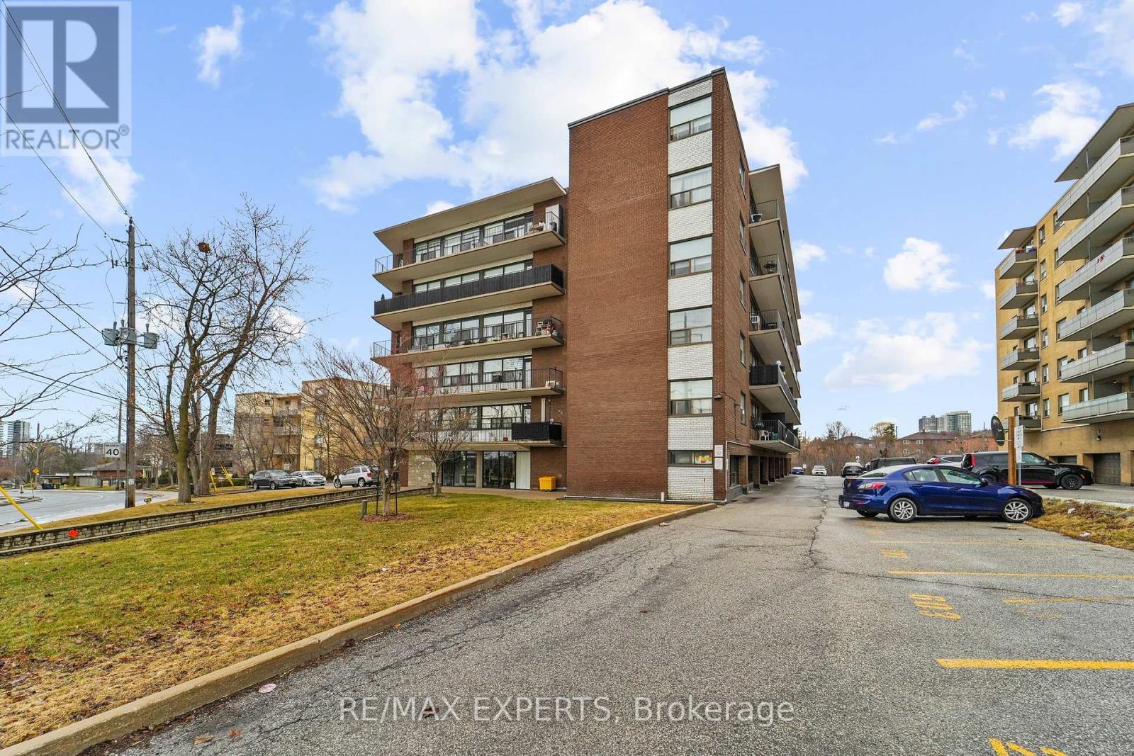208 - 50 Gulliver Road, Toronto, Ontario  M6M 2N2 - Photo 1 - W12418722
