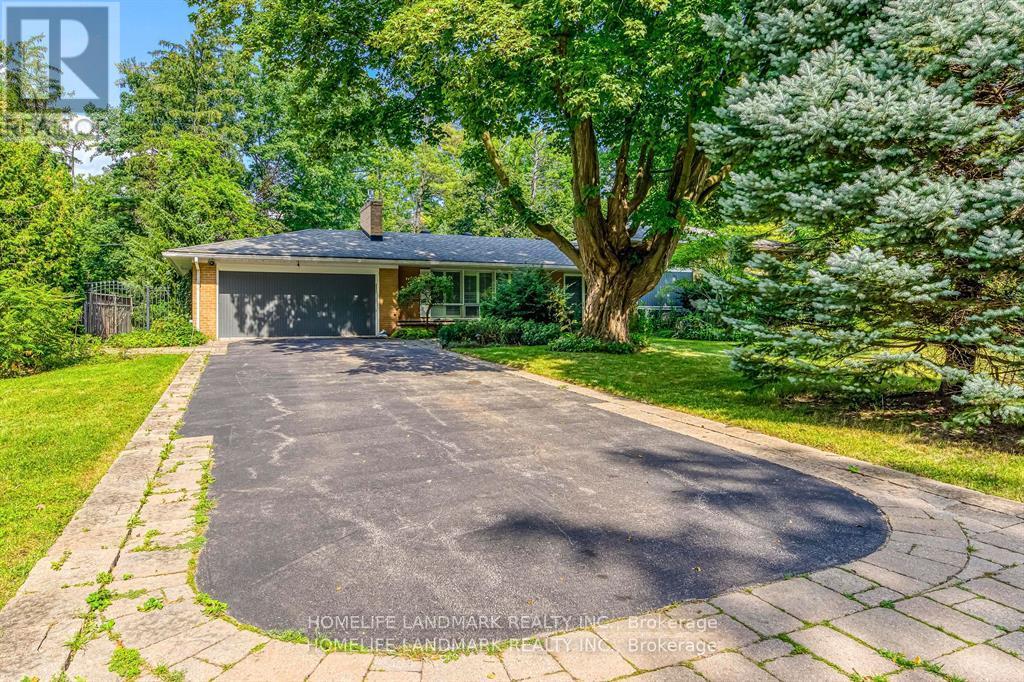 115 Wolfdale Avenue, Oakville, Ontario  L6L 4R9 - Photo 1 - W12418745