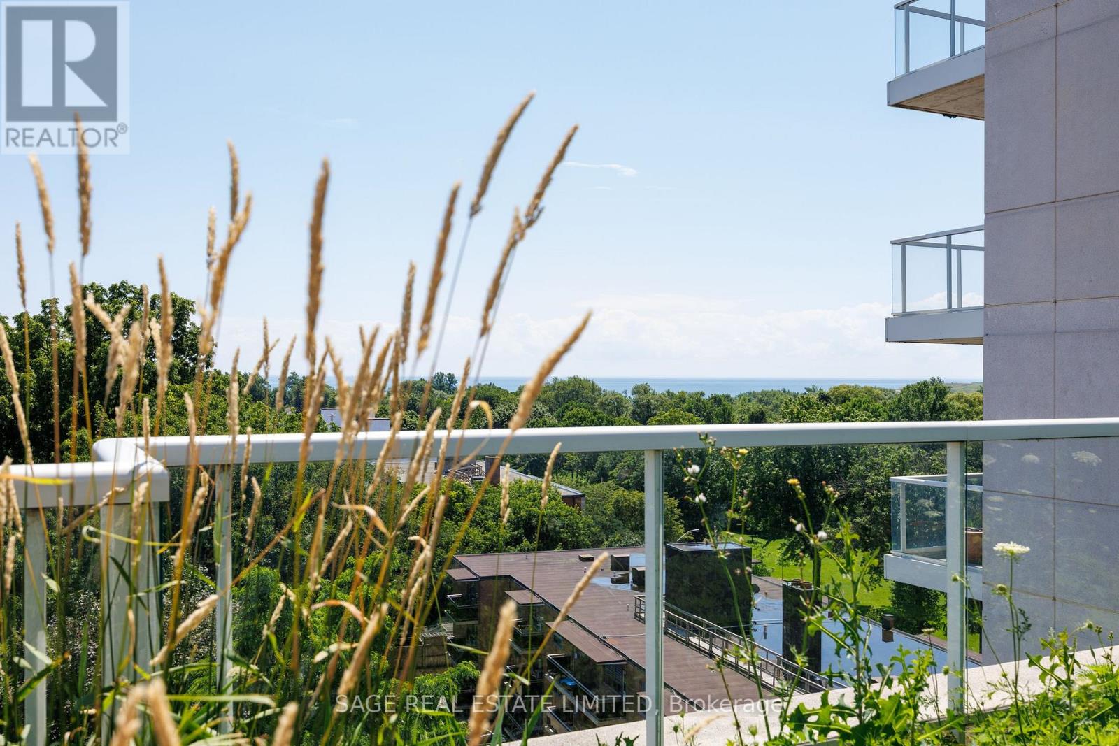 1302 - 3865 Lake Shore Boulevard W, Toronto, Ontario M8W 0A2 - Photo 32 - W12418757