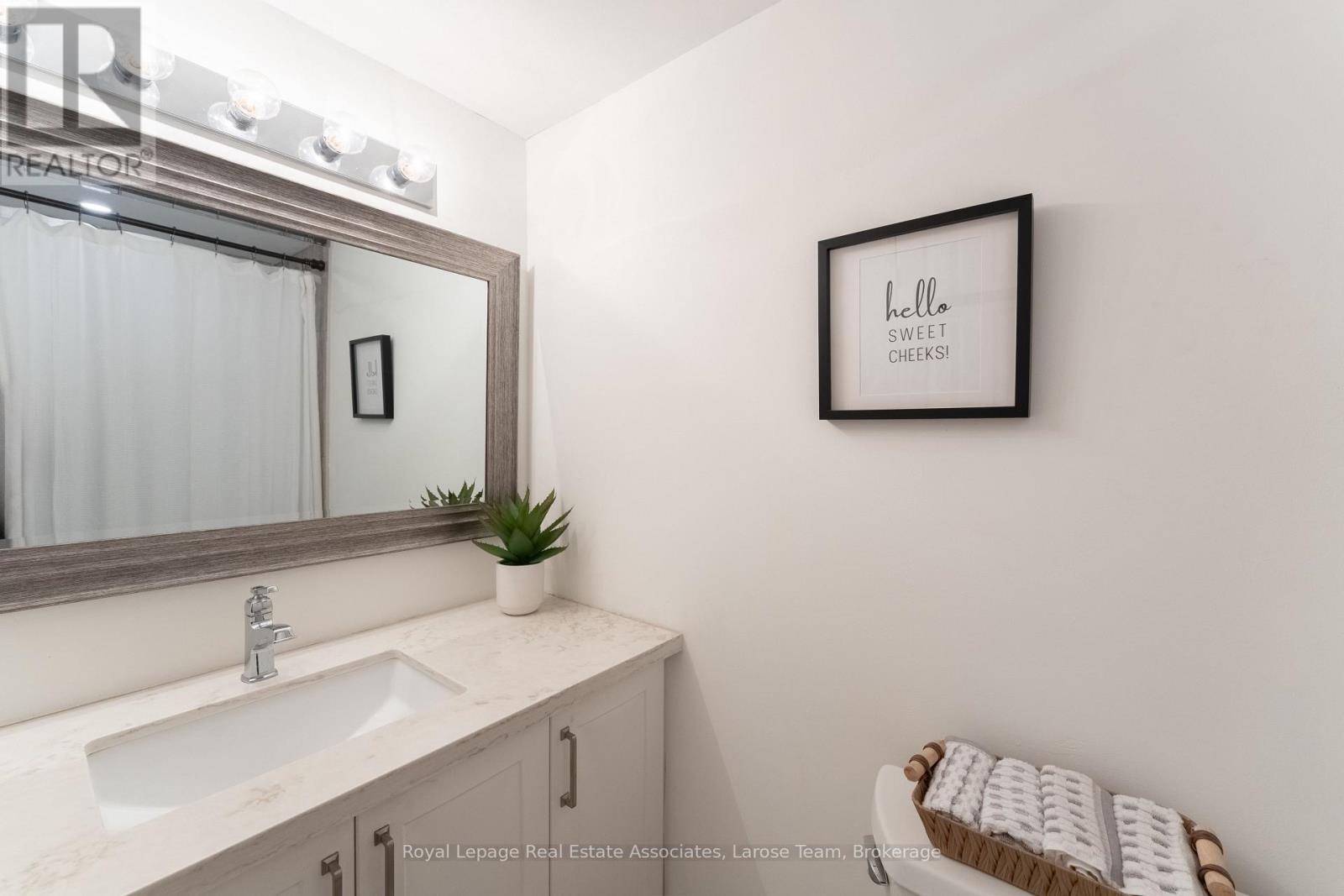 201 - 1425 Ghent Avenue, Burlington, Ontario  L7S 1X5 - Photo 21 - W12418772