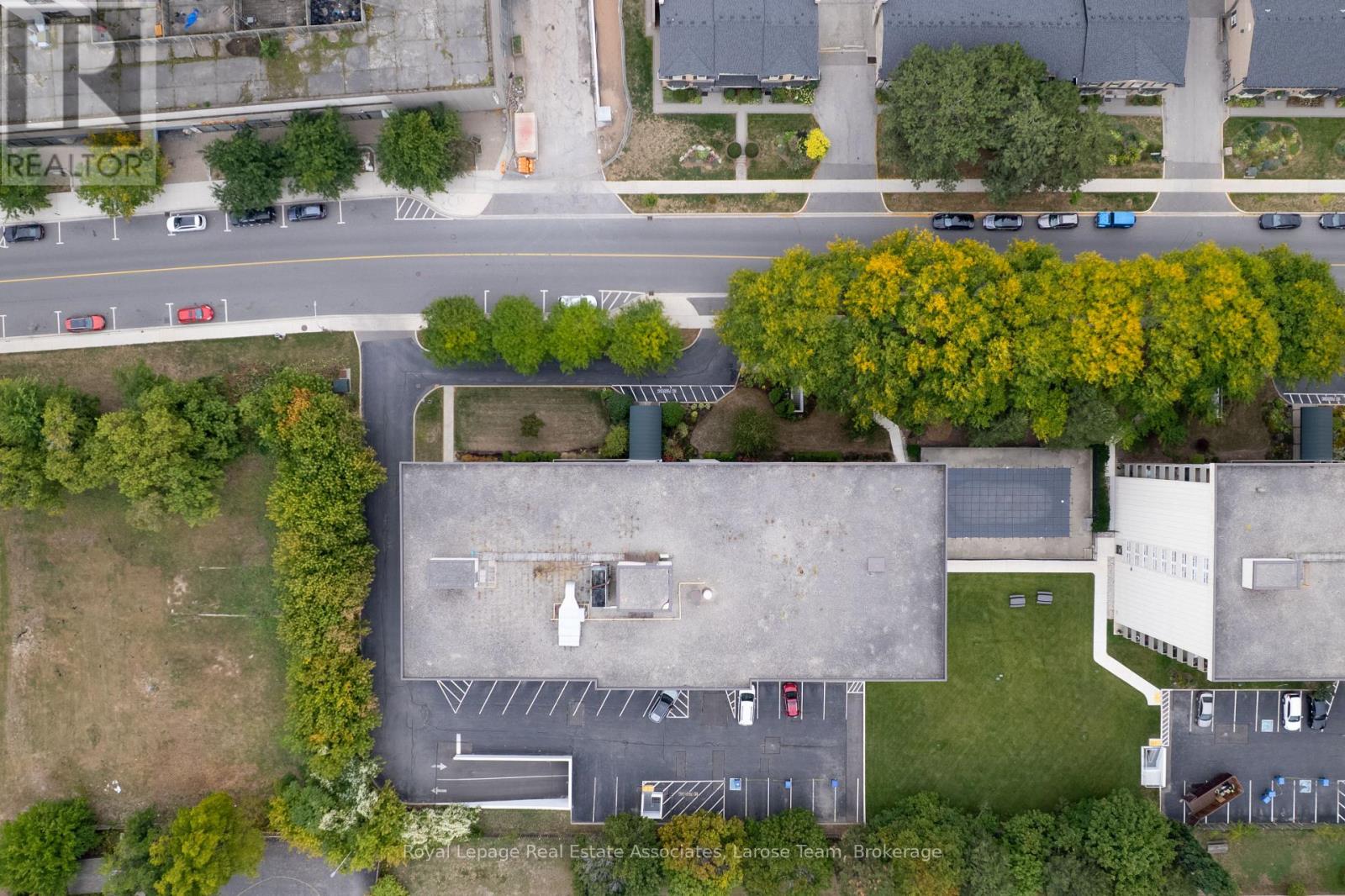 201 - 1425 Ghent Avenue, Burlington, Ontario  L7S 1X5 - Photo 37 - W12418772