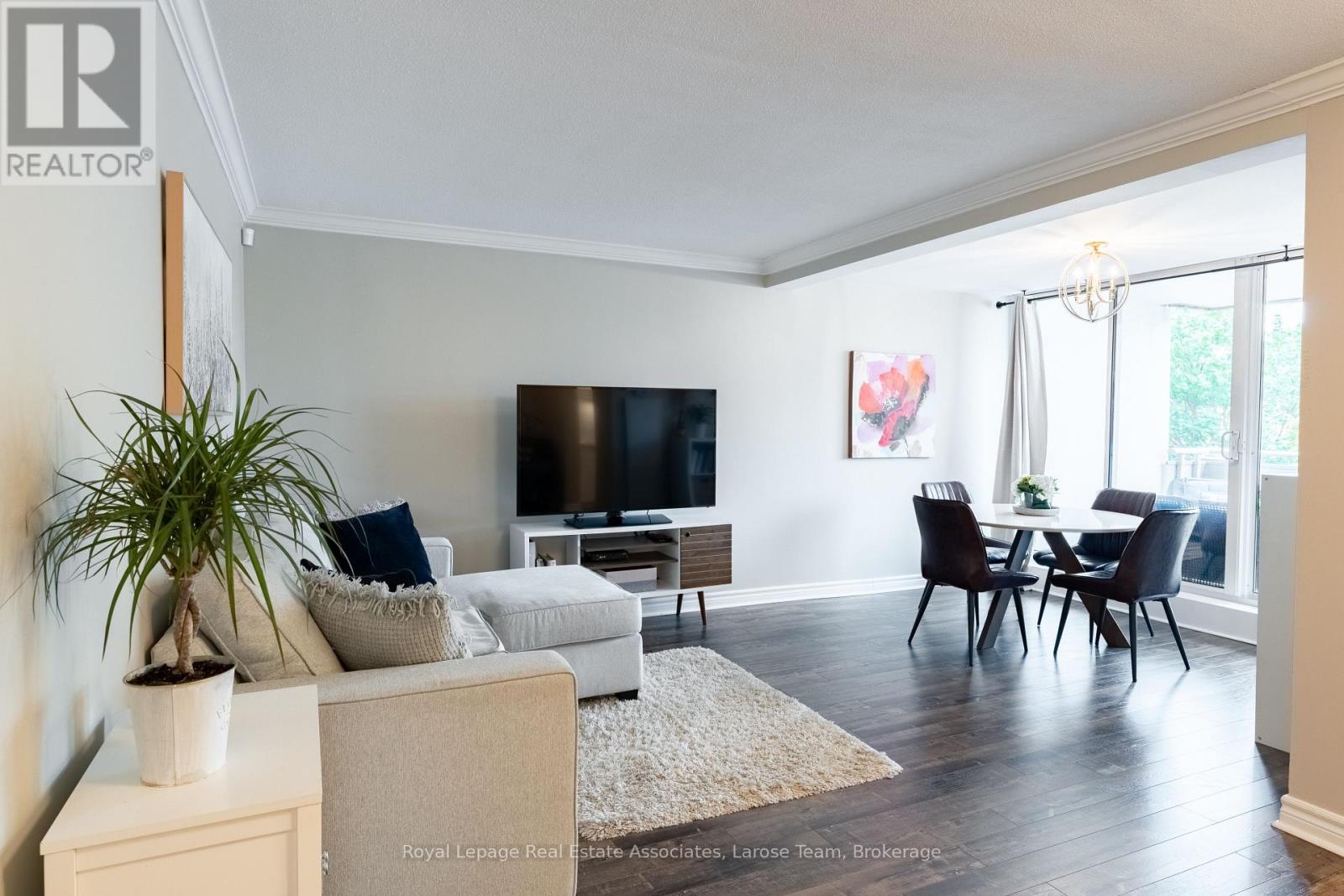 201 - 1425 Ghent Avenue, Burlington, Ontario  L7S 1X5 - Photo 6 - W12418772
