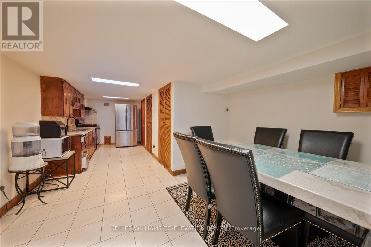 85 Emerson Avenue, Toronto, Ontario  M6H 3S7 - Photo 17 - W12418777